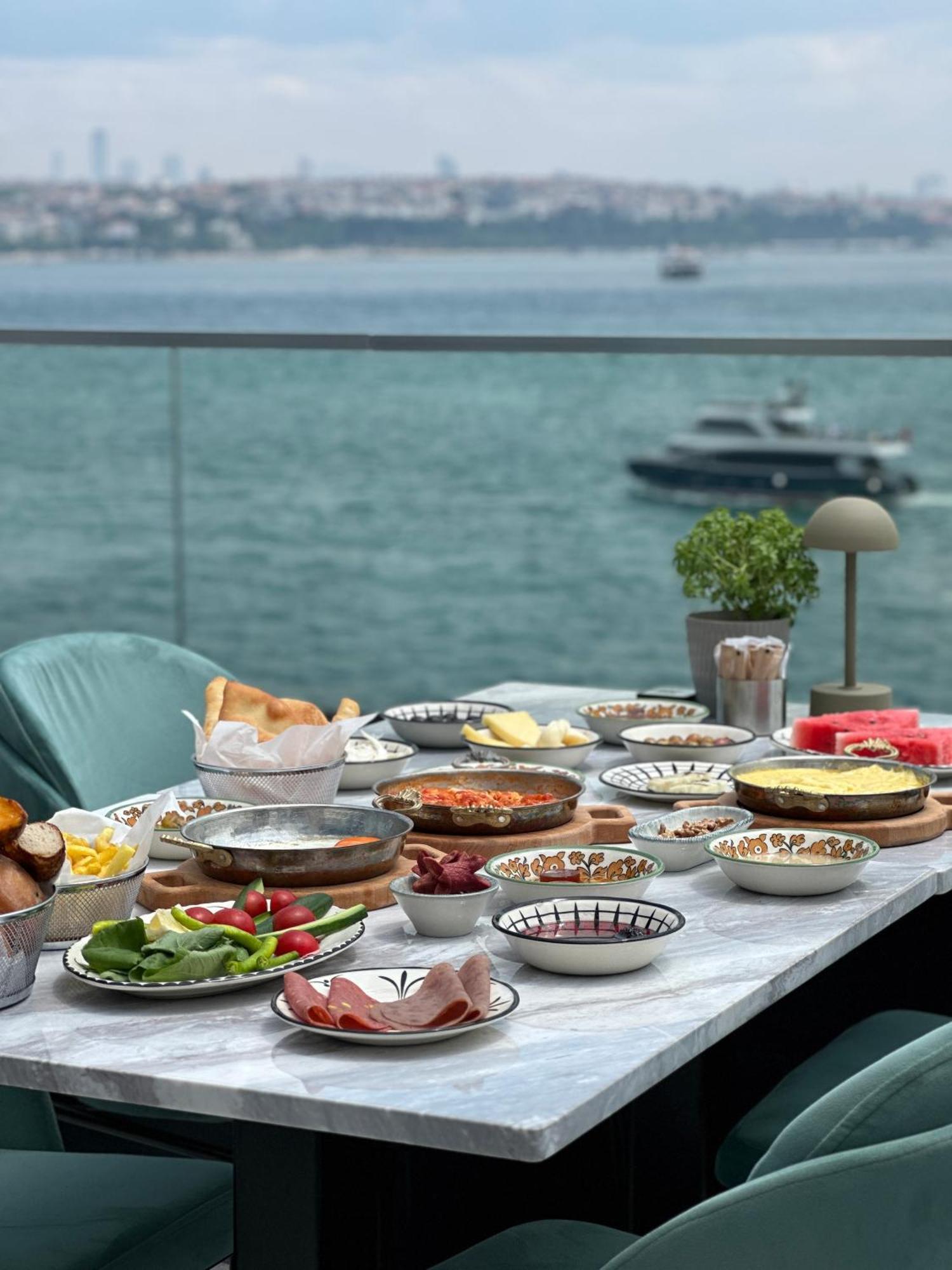 Pera Bosphorus Hotel Istambul Exterior foto